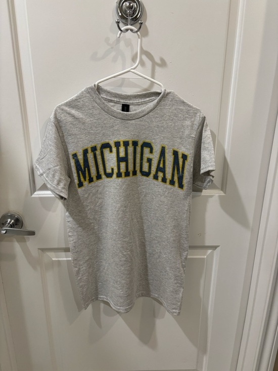 Gildan Tops - Gildan Heather Gray Tee with Navy and Yellow Michigan Arch